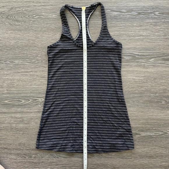 Sz6 Lululemon Cool Racerback Black/grey Microstripe EUC - Picture 4 of 7